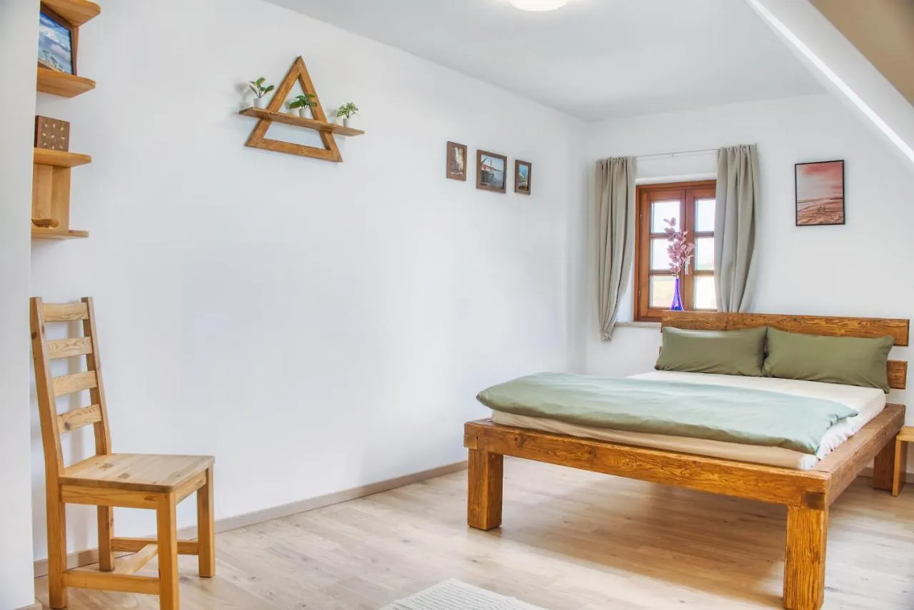 Ilmmunster Luxus Apartment! Kueche, Balkon, Netflix, Parkplatz - 8 Personen דירה